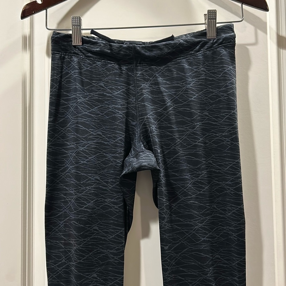 NIKE Pro Combat Dri-Fit Womens drawstring pattern Leggings therma-fit size S